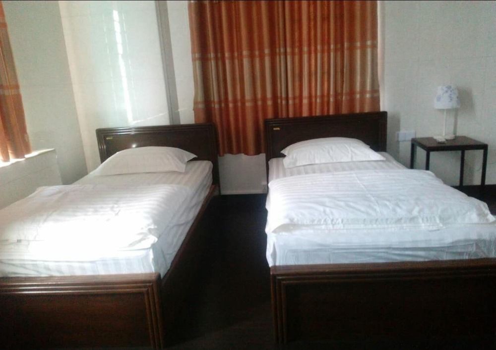 Four Rivers B&B Mandalay Esterno foto