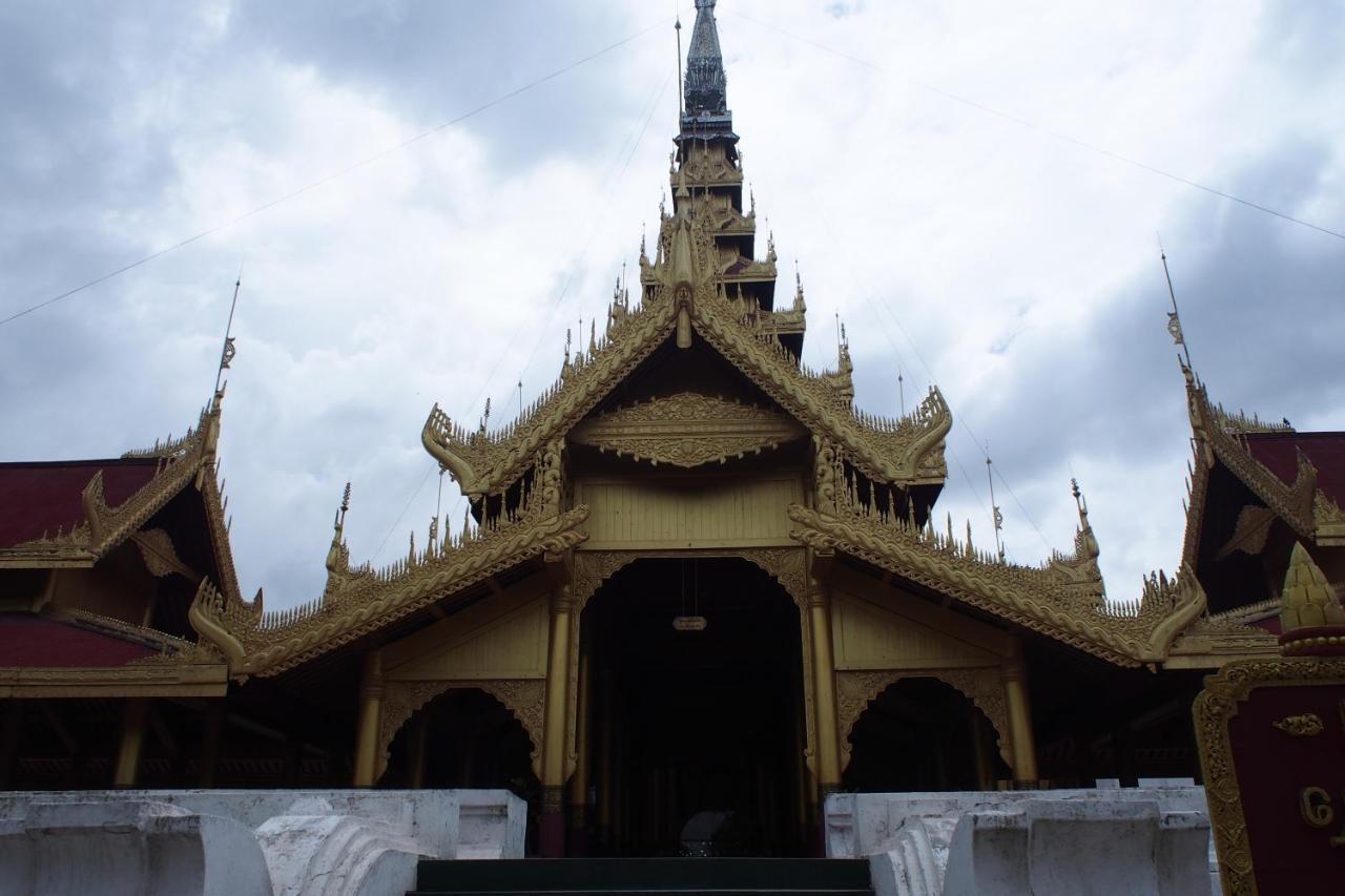 Four Rivers B&B Mandalay Esterno foto